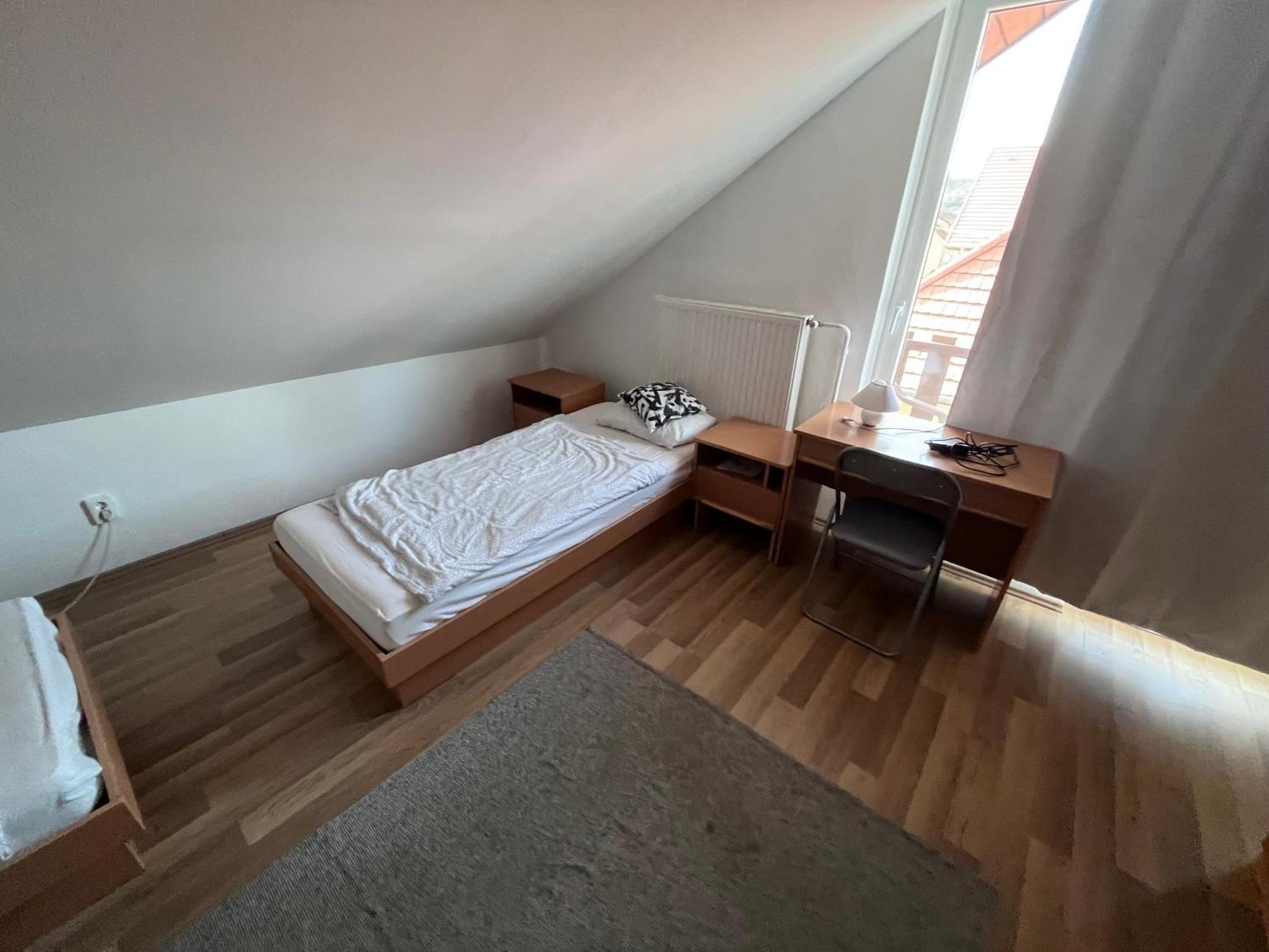 Hotel Majus 1 Vendeghaz- Se Se Exteriér fotografie